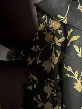 HiddenHoneyLDN online show from 9, 2, 2026