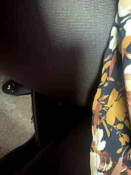 HiddenHoneyLDN online show from 24, 10, 2025