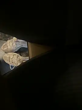 HiddenHoneyLDN online show from 1, 11, 2025