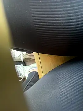 HiddenHoneyLDN online show from 8, 11, 2025