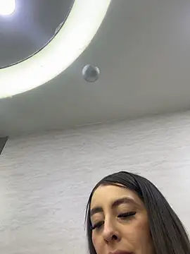 Savannah Monroe online show from 20, 12, 2025