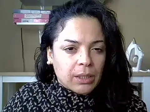 ITALIANASISIXX online show from 4, 11, 2025