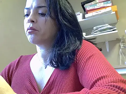 ITALIANASISIXX online show from 30, 10, 2025