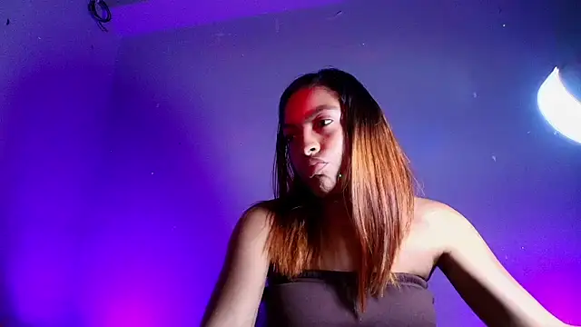 Snapshot of m_rosee chatting on 18, 11, 2025 m rosee online show from 18, 11, 2025