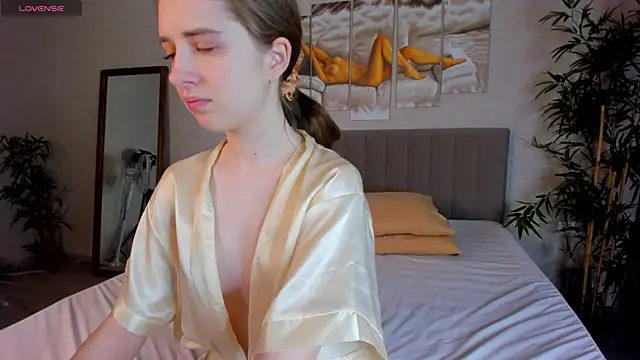 Camilla Kelly online show from 26, 2, 2026