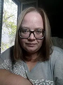 LillyWilly online show from 6, 10, 2025