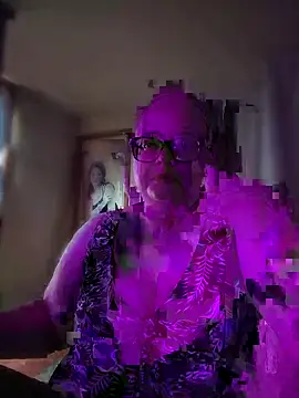 Snapshot of LillyWilly chatting on 13, 7, 2026 LillyWilly online show from 13, 7, 2026