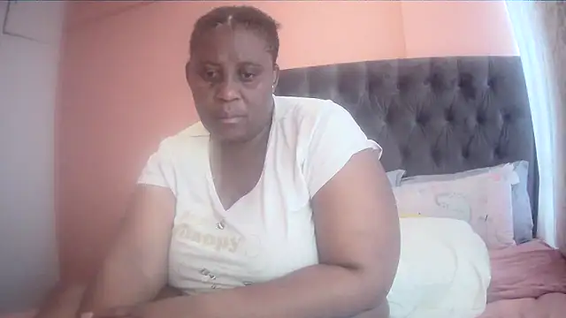 HUGEASSXXXXX online show from 12, 3, 2026