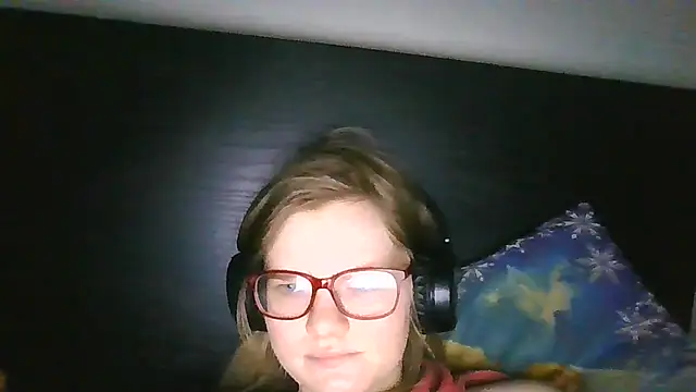 Moonolighta online show from 5, 12, 2025