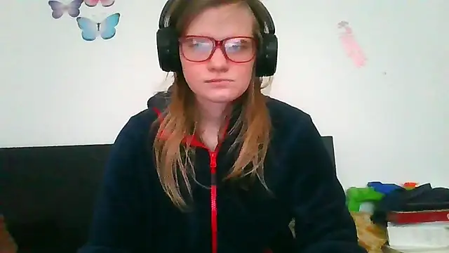 Moonolighta online show from 8, 3, 2026