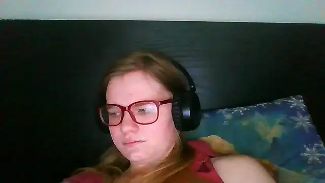 Moonolighta online show from 14, 10, 2025