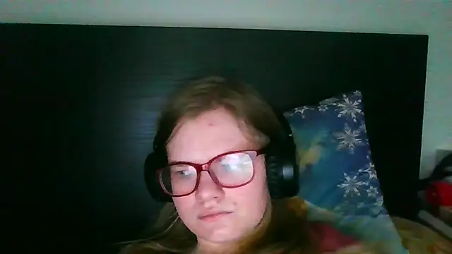 Moonolighta online show from 9, 11, 2025