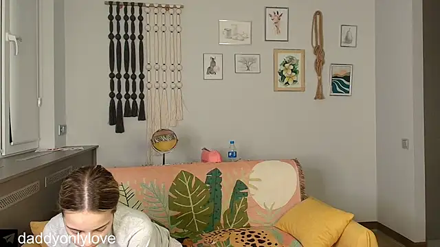 daddyonlyloveme online show from 24, 10, 2025