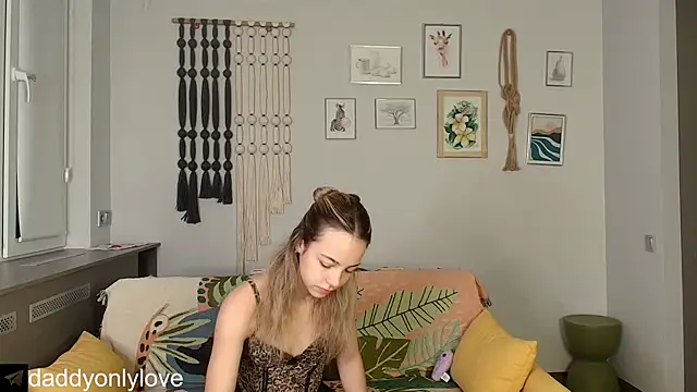 daddyonlyloveme online show from 1, 11, 2025