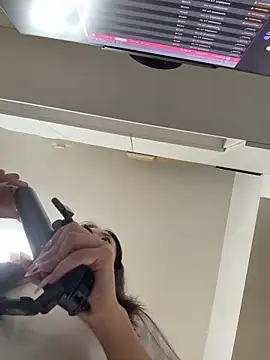 Snapshot of jiajia_L chatting on 28, 9, 2025 jiajia L online show from 28, 9, 2025