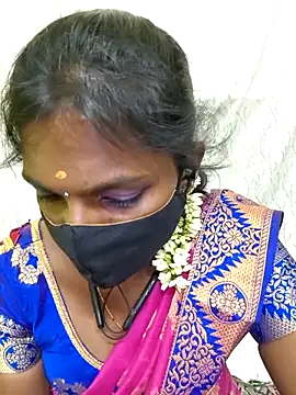 Honey rosetamil online show from 11, 4, 2026