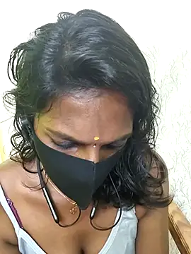 Honey rosetamil online show from 4, 6, 2026