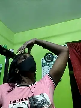 Snapshot of Honey_rosetamil chatting on 6, 10, 2025 Honey rosetamil online show from 6, 10, 2025