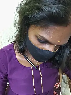 Snapshot of Honey_rosetamil chatting on 11, 6, 2026 Honey rosetamil online show from 11, 6, 2026
