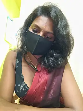 Snapshot of Honey_rosetamil chatting on 7, 6, 2026 Honey rosetamil online show from 7, 6, 2026