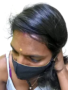 Honey rosetamil online show from 15, 4, 2026