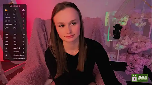 Snapshot of Lara_Vest chatting on 26, 9, 2025 Lara Vest online show from 26, 9, 2025