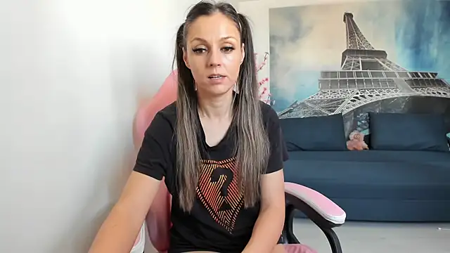 RheaEtthan online show from 15, 3, 2026