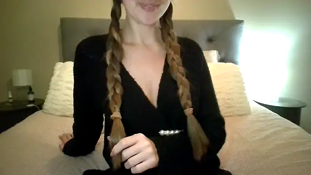 TaylorWest62 online show from 6, 11, 2025