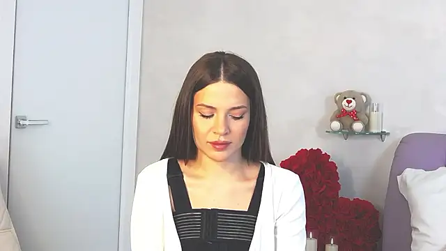 AngelicaDillon online show from 4, 3, 2026