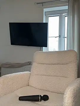 Snapshot of AriannaIsabellax chatting on 10, 11, 2025 AriannaIsabellax online show from 10, 11, 2025