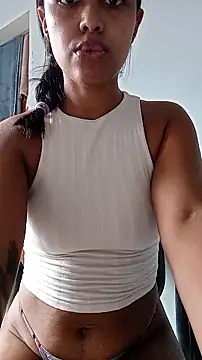 indiazinhabella27 online show from 6, 2, 2026