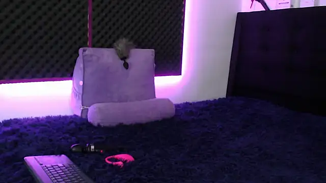 karlamoon23 online show from 29, 11, 2025