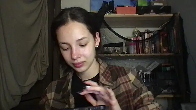 Yuna5343 online show from 4, 11, 2025