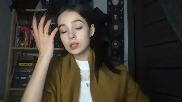 Yuna5343 online show from 3, 2, 2026