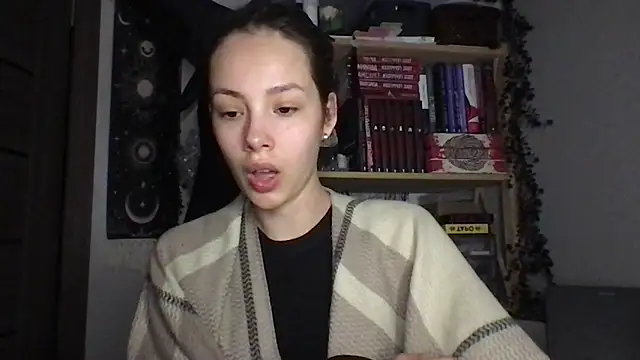 Snapshot of Yuna5343 chatting on 8, 5, 2026 Yuna5343 online show from 8, 5, 2026