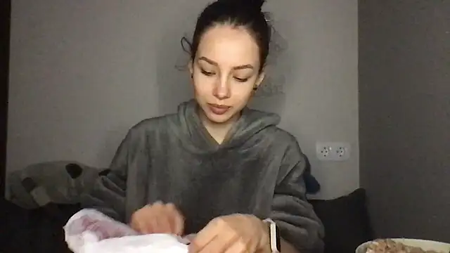 Yuna5343 online show from 10, 1, 2026