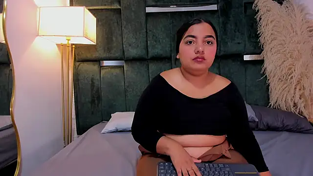 Chloe jackson25 online show from 8, 10, 2025