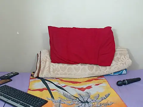  SweetLips  online show from 23, 4, 2026