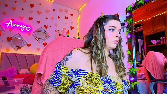 Snapshot of Anny_Hurtado chatting on 23, 9, 2025 Anny Hurtado online show from 23, 9, 2025