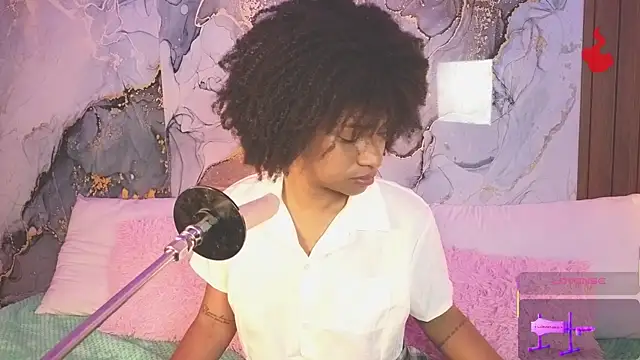 Snapshot of Lolalewis777 chatting on 31, 5, 2026 Lolalewis777 online show from 31, 5, 2026
