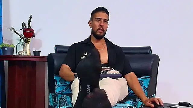 Snapshot of DaveSoldier chatting on 23, 10, 2025 DaveSoldier online show from 23, 10, 2025