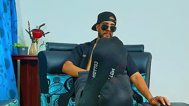 Snapshot of DaveSoldier chatting on 17, 10, 2025 DaveSoldier online show from 17, 10, 2025