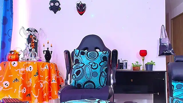 Snapshot of DaveSoldier chatting on 5, 11, 2025 DaveSoldier online show from 5, 11, 2025