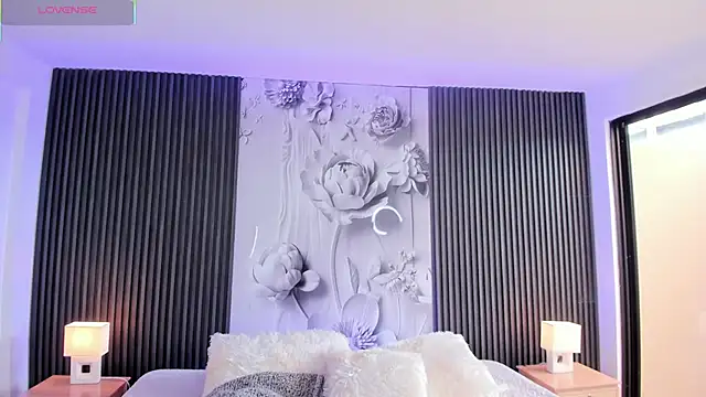 ShaniaDaniels online show from 5, 1, 2026