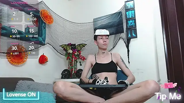 Snapshot of LiamBrown09 chatting on 30, 10, 2025 LiamBrown09 online show from 30, 10, 2025