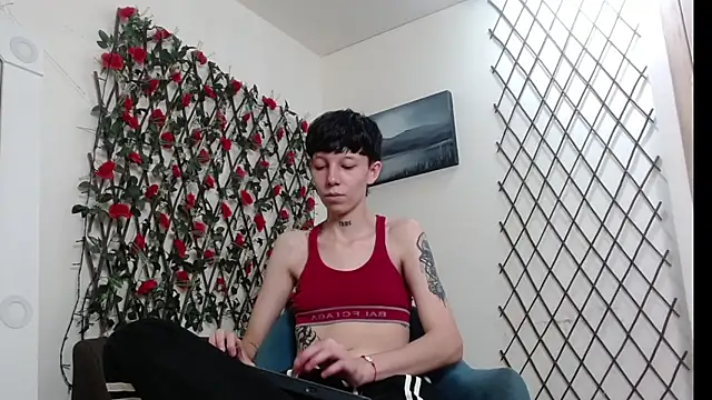 LiamBrown09 online show from 16, 5, 2026