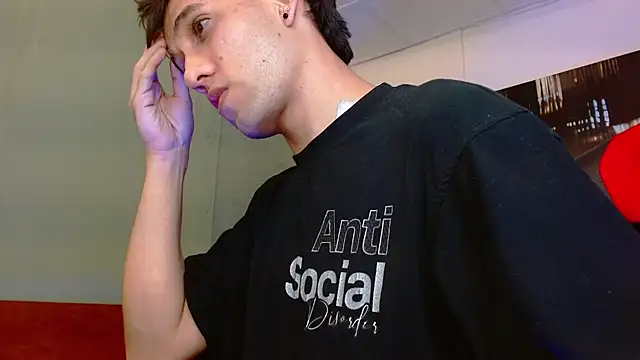 alexgiraldo   online show from 1, 7, 2026