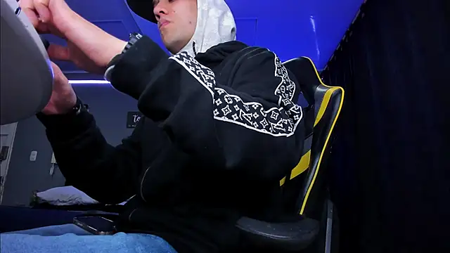 alexgiraldo   online show from 16, 10, 2025