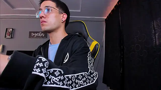 alexgiraldo   online show from 25, 10, 2025