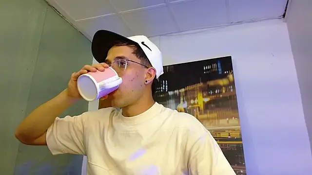 alexgiraldo   online show from 28, 3, 2026